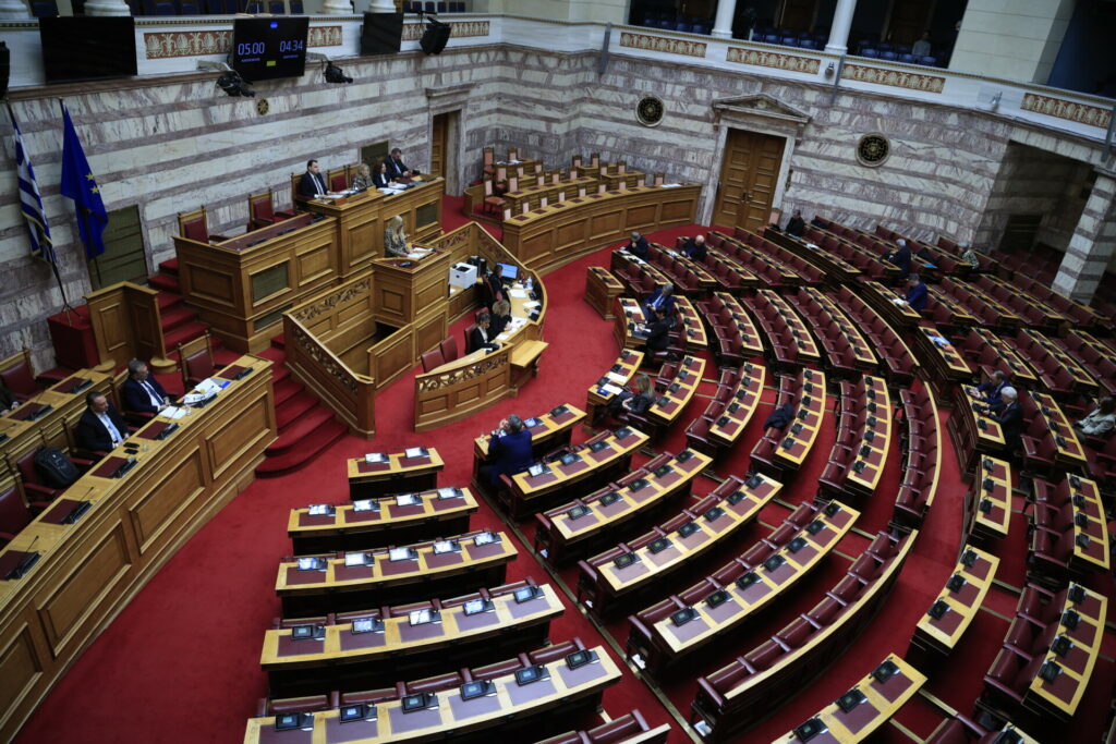 Στη Βουλή το νομοσχέδιο για την ενίσχυση της διαφάνειας στον Τύπο
