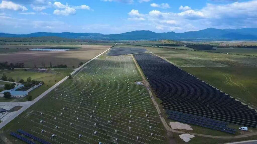 ΔΕΗ: Nέο φωτοβολταϊκό πάρκο 88 MW στο χαρτοφυλάκιο της Βουλγαρίας